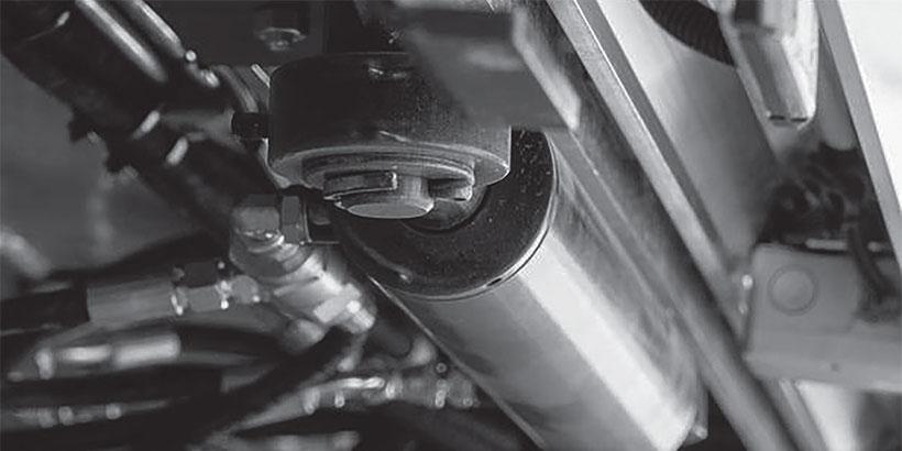 Hydraulics for superstructures